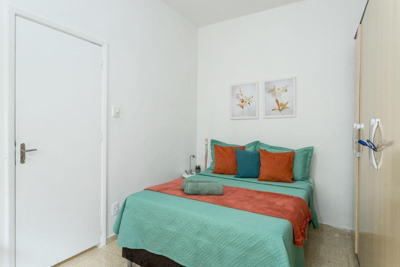 Conforto E Relax, Caminhando Para A Praia De Copacabana, Quarto E Sala, Completo, Com Wi Fi, Cozinha, Ar Condicionado Rio de Janeiro Ngoại thất bức ảnh