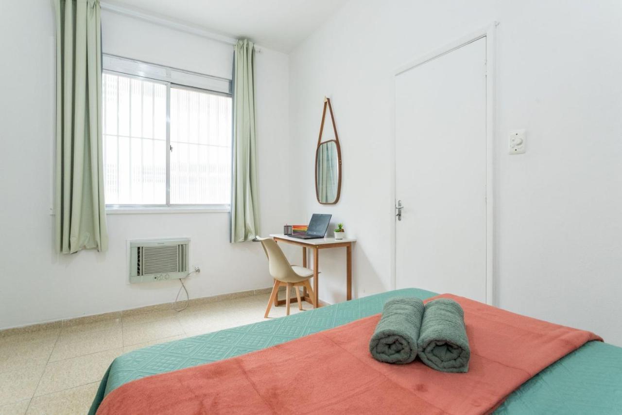Conforto E Relax, Caminhando Para A Praia De Copacabana, Quarto E Sala, Completo, Com Wi Fi, Cozinha, Ar Condicionado Rio de Janeiro Ngoại thất bức ảnh