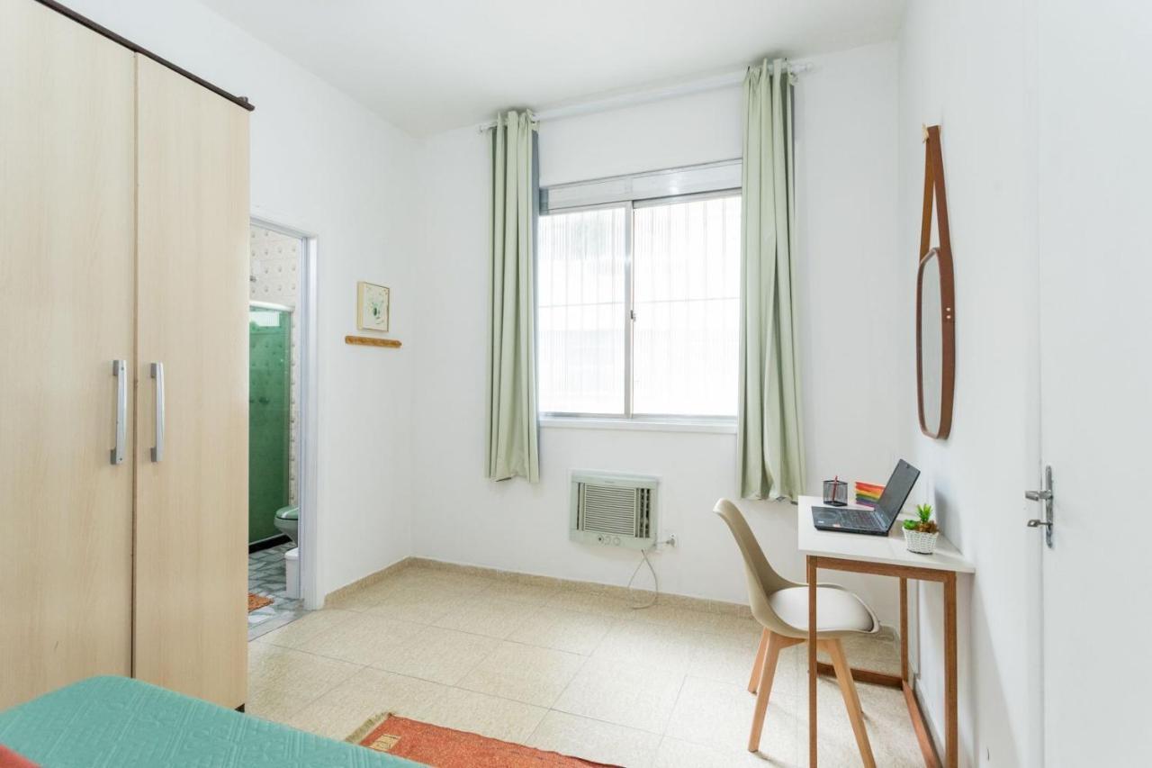 Conforto E Relax, Caminhando Para A Praia De Copacabana, Quarto E Sala, Completo, Com Wi Fi, Cozinha, Ar Condicionado Rio de Janeiro Ngoại thất bức ảnh